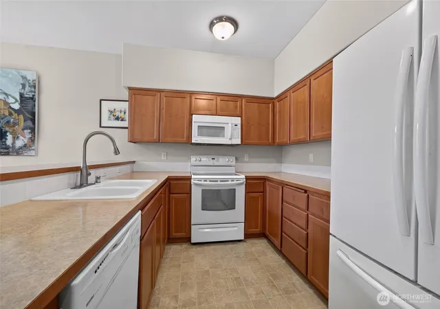 Photo 4 of Townhouse for sale at 116 60th Street SE, Auburn, WA 98092 | MLS# NWM2556432 | Listing updated on 2026-09-22