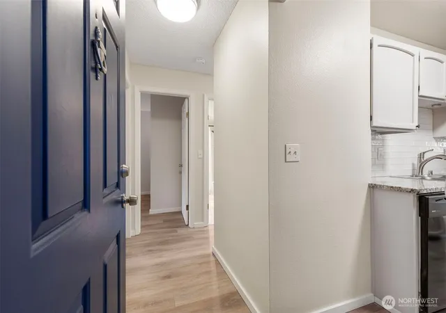 Photo 4 of Condo for sale at 26435 Pennsylvania Ave #47, Kingston, WA 98346 | MLS# NWM2556449 | Listing updated on 2026-09-22