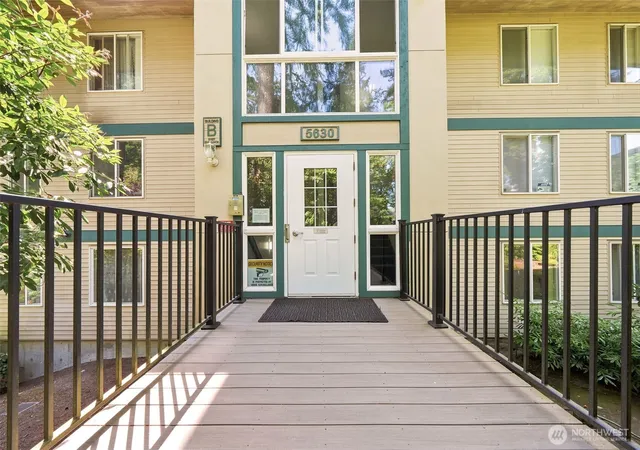 Photo 3 of Condo for sale at 5630 200th Street SW #B306, Lynnwood, WA 98036 | MLS# NWM2556452 | Listing updated on 2026-09-24
