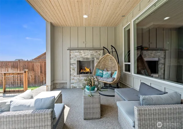 Photo 3 of Single family home for sale at 11122 172nd Street Ct E, Puyallup, WA 98374 | MLS# NWM2556482 | Listing updated on 2026-09-22