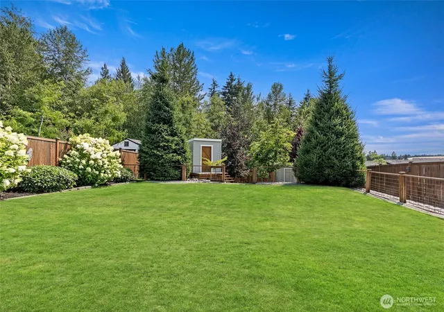 Photo 4 of Single family home for sale at 11122 172nd Street Ct E, Puyallup, WA 98374 | MLS# NWM2556482 | Listing updated on 2026-09-22
