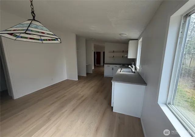 Photo 3 of Manufactured home for sale at 11901 55th Avenue Ne #21, Marysville, WA 98271 | MLS# NWM2556485 | Listing updated on 2026-09-25