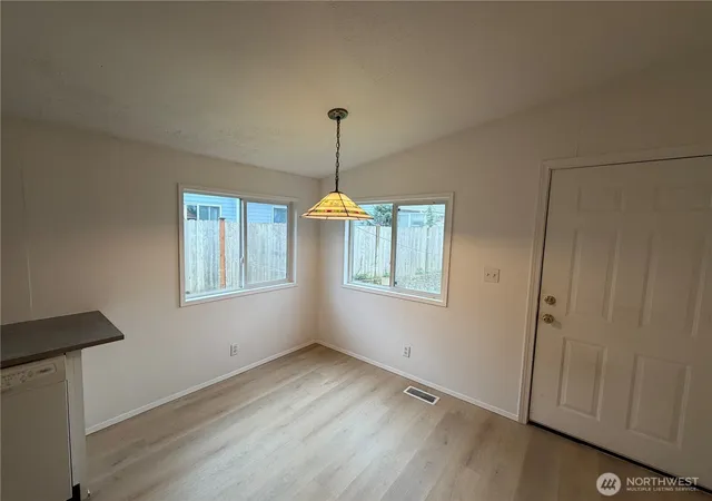 Photo 3 of Manufactured home for sale at 11901 55th Avenue NE #21, Marysville, WA 98271 | MLS# NWM2556485 | Listing updated on 2026-09-25