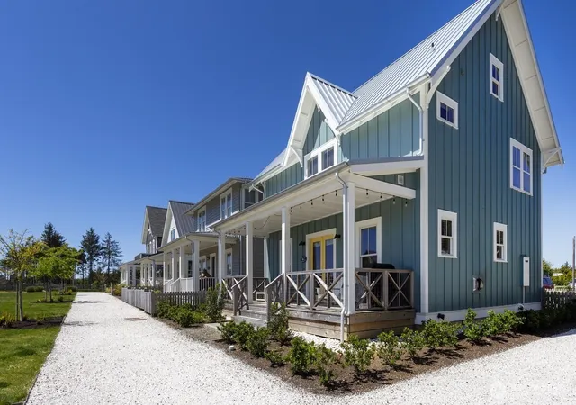 Photo 2 of Single family home for sale at 44 Horseshoe Ln, Pacific Beach, WA 98571 | MLS# NWM2556500 | Listing updated on 2026-09-22