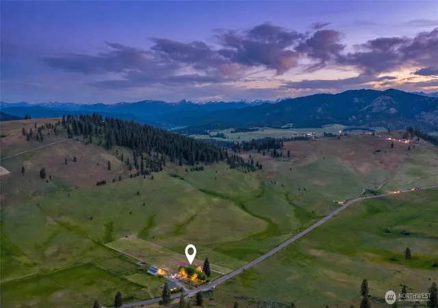 Photo 1 of Single family home for sale at 1371 Bettas Rd, Cle Elum, WA 98926 | MLS# NWM2556537 | Listing updated on 2026-09-22