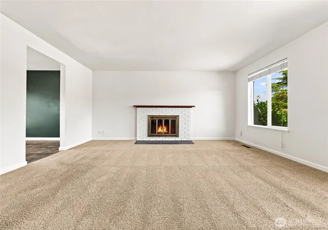 Photo 3 of Sale Pending at 12629 Se 277th Place, Kent, WA 98030 | MLS# NWM2556549 | Listing updated on 2026-09-25