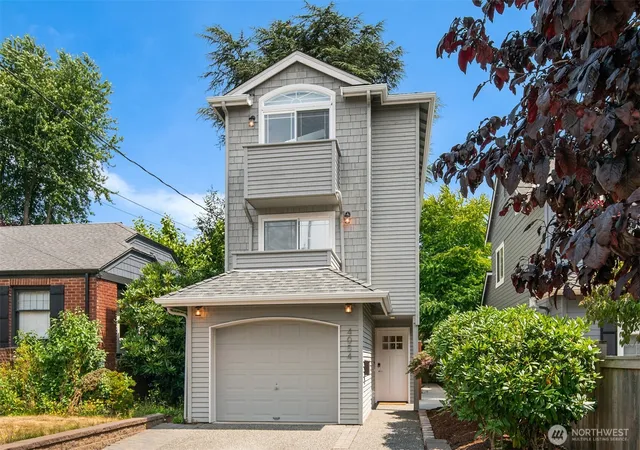 Photo 1 of Single family home for sale at 4054 54th Avenue Sw, Seattle, WA 98116 | MLS# NWM2556584 | Listing updated on 2026-09-22