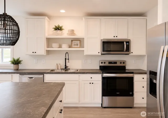 Photo 3 of Manufactured home for sale at 1961 Crystal Mountain Dr #101, Enumclaw, WA 98022 | MLS# NWM2556585 | Listing updated on 2026-10-01