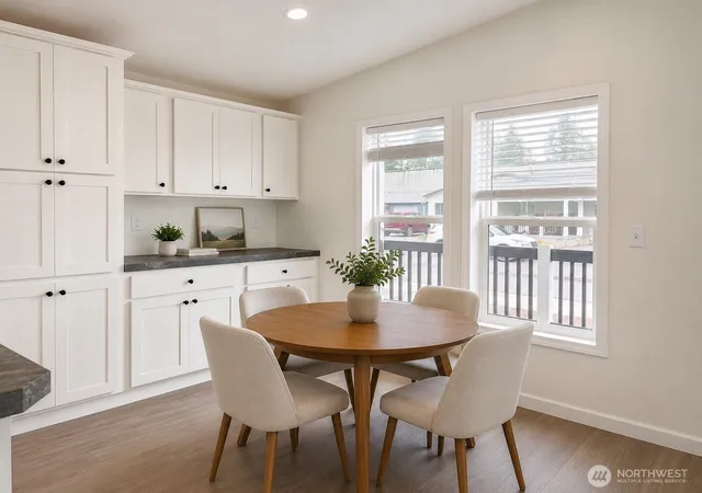 Photo 4 of Manufactured home for sale at 2113 Glacier St #81, Enumclaw, WA 98022 | MLS# NWM2556599 | Listing updated on 2026-10-01