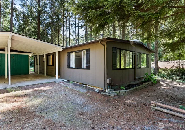 Photo 1 of Manufactured home for sale at 14011 Hollyburn Ln Nw, Gig Harbor, WA 98329 | MLS# NWM2556611 | Listing updated on 2026-09-22