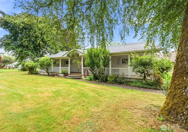 Photo 3 of House for sale at 603 Gish Rd, Onalaska, WA 98570 | MLS# NWM2556620 | Listing updated on 2026-09-22