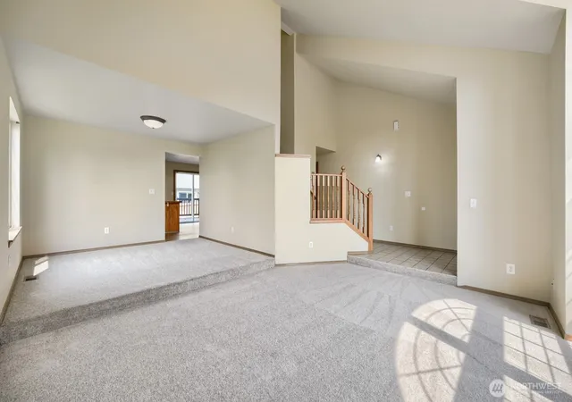 Photo 4 of Sale Pending at 17809 112th Avenue SE, Renton, WA 98055 | MLS# NWM2556662 | Listing updated on 2026-10-01