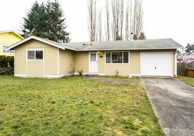 Photo 1 of Single family home for sale at 5701 S Mullen St, Tacoma, WA 98409 | MLS# NWM2556676 | Listing updated on 2026-09-24