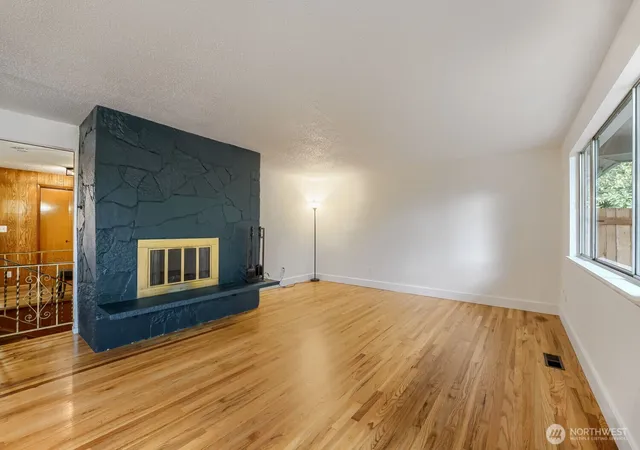 Photo 3 of Single family home for sale at 11502 93rd Avenue SW, Lakewood, WA 98498 | MLS# NWM2556683 | Listing updated on 2026-09-23