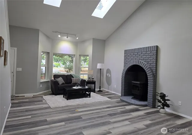 Photo 3 of Single family home for sale at 1911 154th Street Ct E, Tacoma, WA 98445 | MLS# NWM2556687 | Listing updated on 2026-09-24
