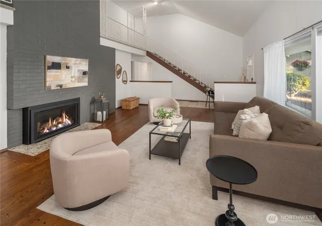 Photo 3 of Single family home for sale at 4301 72nd Avenue W, University Place, WA 98466 | MLS# NWM2556692 | Listing updated on 2026-09-30