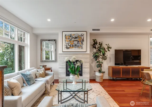 Photo 4 of Townhouse for sale at 1 Ward St #C, Seattle, WA 98109 | MLS# NWM2556699 | Listing updated on 2026-09-22