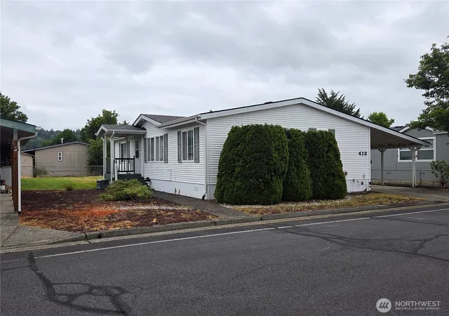 Manufactured home for sale at 412 Quail Ln, Longview, WA 98632 | MLS# NWM2556701