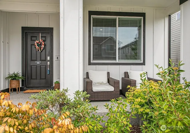 Photo 3 of Single family home for sale at 1235 Panoramic Loop, Bremerton, WA 98312 | MLS# NWM2556703 | Listing updated on 2026-09-18
