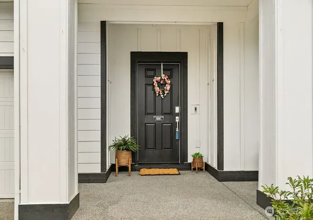 Photo 3 of Single family home for sale at 1235 Panoramic Loop, Bremerton, WA 98312 | MLS# NWM2556703 | Listing updated on 2026-09-18