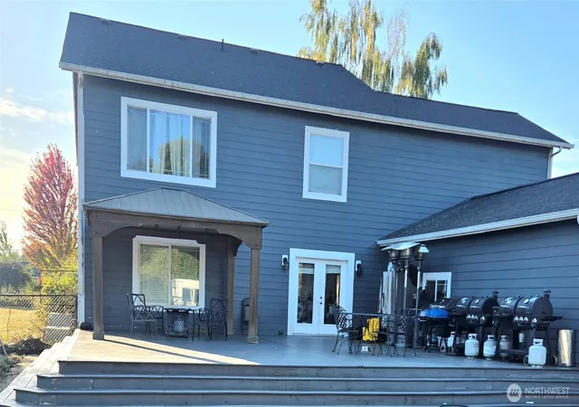 Photo 3 of Single family home for sale at 13711 Vickery Ave E, Tacoma, WA 98446 | MLS# NWM2556707 | Listing updated on 2026-09-29