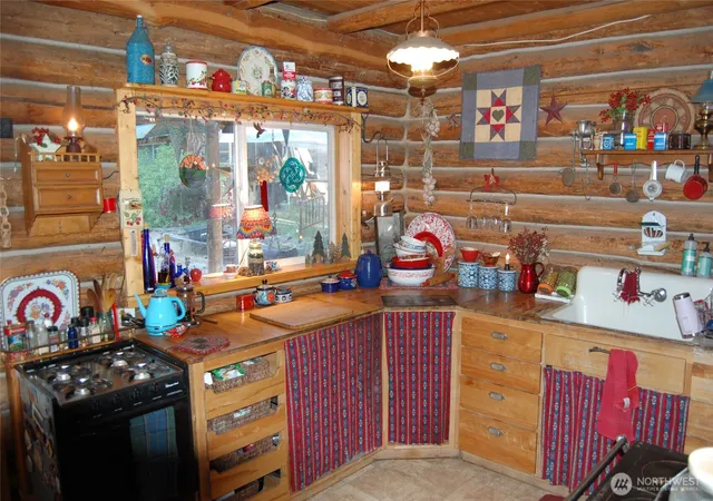 Photo 3 of Single family home for sale at 74 Stonehaven Rd, Tonasket, WA 98855 | MLS# NWM2556748 | Listing updated on 2026-09-22