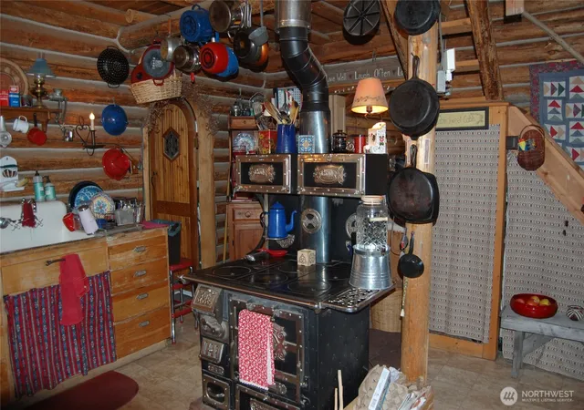 Photo 4 of Single family home for sale at 74 Stonehaven Rd, Tonasket, WA 98855 | MLS# NWM2556748 | Listing updated on 2026-09-22