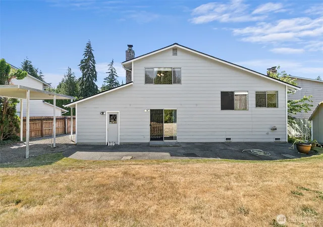 Photo 4 of Single family home for sale at 25312 45th Avenue S, Kent, WA 98032 | MLS# NWM2556750 | Listing updated on 2026-09-22