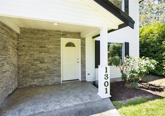 Photo 3 of Multi family home for sale at 1301 1305 Mitchell Ave, Blaine, WA 98230 | MLS# NWM2556763 | Listing updated on 2026-09-22