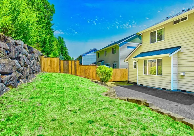 Photo 4 of Single family home for sale at 6401 60th Street W, University Place, WA 98467 | MLS# NWM2556780 | Listing updated on 2026-09-21