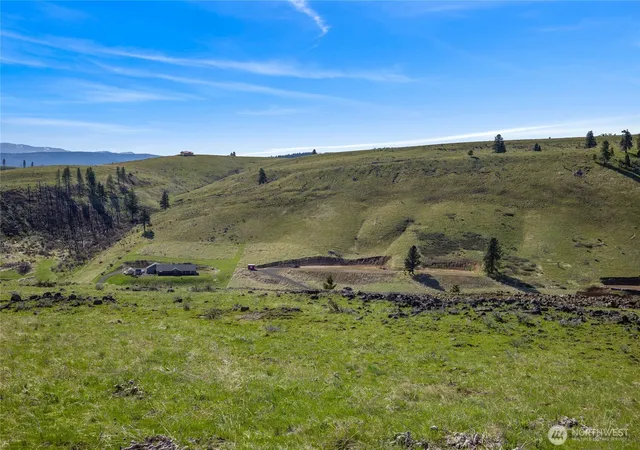 Photo 2 of Land for sale at 8 Lot Bettas Rd, Cle Elum, WA 98922 | MLS# NWM2556785 | Listing updated on 2026-09-22