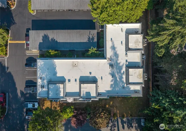 Photo 4 of Condo for sale at 10221 NE 16th Street #H7, Bellevue, WA 98004 | MLS# NWM2556790 | Listing updated on 2026-09-22
