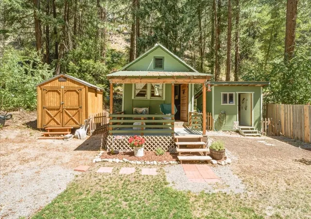 Photo 1 of Land for sale at 17964 Entiat River Rd, Entiat, WA 98822 | MLS# NWM2556812 | Listing updated on 2026-09-22