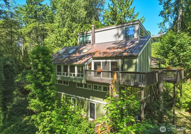 Photo 1 of Single family home for sale at 2425 Archwood Dr, Longview, WA 98632 | MLS# NWM2556828 | Listing updated on 2026-09-22