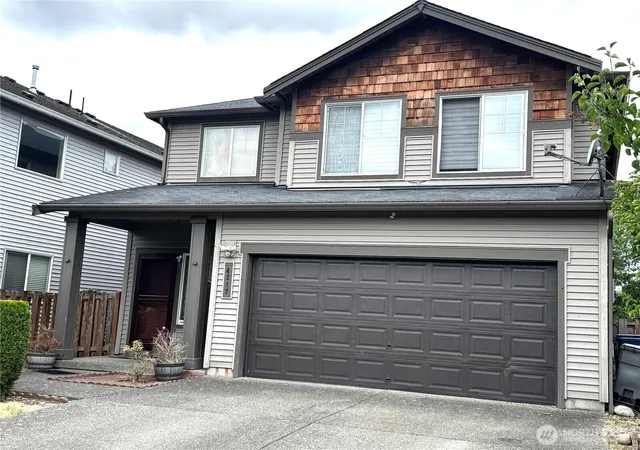 Photo 2 of Single family home for sale at 4217 L Pl Ne, Auburn, WA 98002 | MLS# NWM2556834 | Listing updated on 2026-09-22