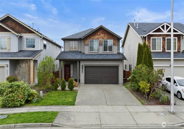 Photo 3 of Single family home for sale at 4217 L Pl Ne, Auburn, WA 98002 | MLS# NWM2556834 | Listing updated on 2026-09-22