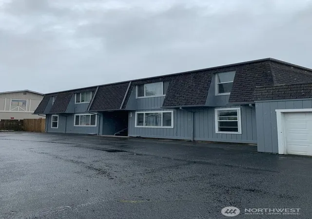 Photo 1 of Sale Pending at 225 N 21st Street, Mount Vernon, WA 98273 | MLS# NWM2556848 | Listing updated on 2026-09-25