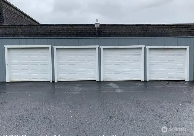 Photo 3 of Sale Pending at 225 N 21st Street, Mount Vernon, WA 98273 | MLS# NWM2556848 | Listing updated on 2026-09-25