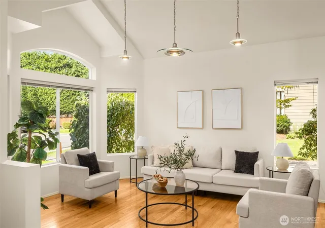 Photo 4 of Single family home for sale at 4226 258th Avenue SE, Sammamish, WA 98029 | MLS# NWM2556849 | Listing updated on 2026-09-25