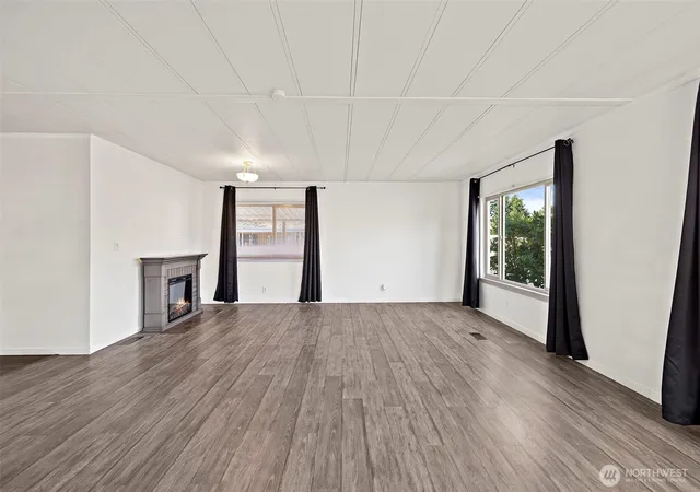 Photo 4 of Manufactured home for sale at 3832 164th Street SW #19, Lynnwood, WA 98087 | MLS# NWM2556858 | Listing updated on 2026-09-22