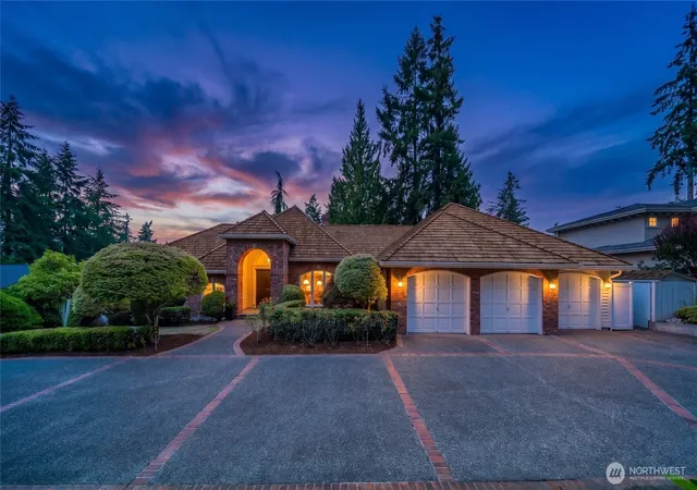 Photo 2 of Single family home for sale at 9416 Ne 25th Street, Clyde Hill, WA 98004 | MLS# NWM2556860 | Listing updated on 2026-10-01