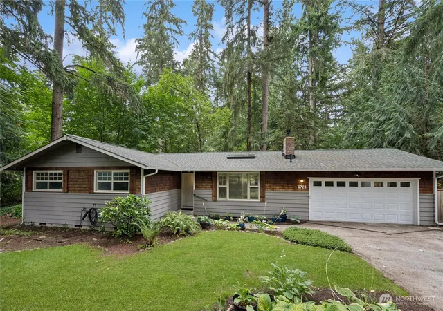 Photo 2 of Single family home for sale at 6724 Alder Glen Dr Se, Olympia, WA 98513 | MLS# NWM2556888 | Listing updated on 2026-09-22