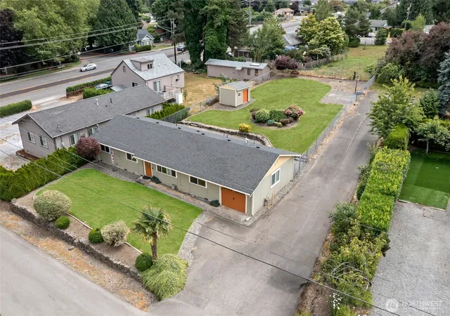 Photo 2 of Single family home for sale at 10717 Se 211th Street, Kent, WA 98031 | MLS# NWM2556913 | Listing updated on 2026-09-23