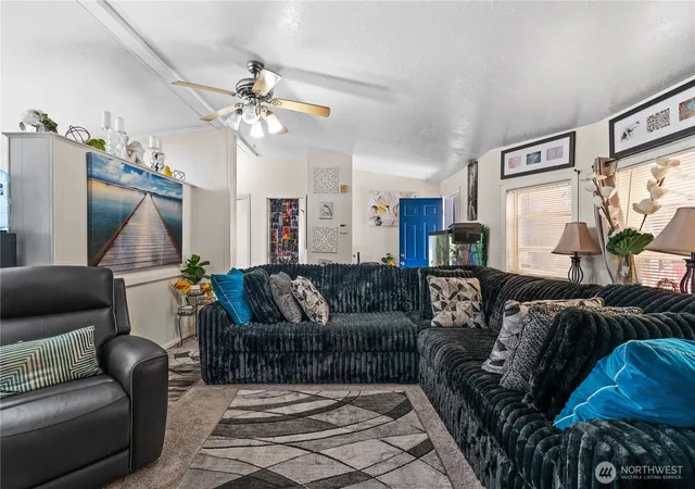 Photo 2 of Manufactured home for sale at 6605 237th Street E #42, Graham, WA 98338 | MLS# NWM2556915 | Listing updated on 2026-09-22