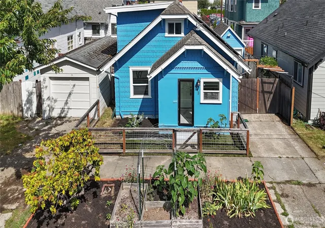 Photo 1 of Single family home for sale at 613 N Prospect St, Tacoma, WA 98406 | MLS# NWM2556927 | Listing updated on 2026-09-28