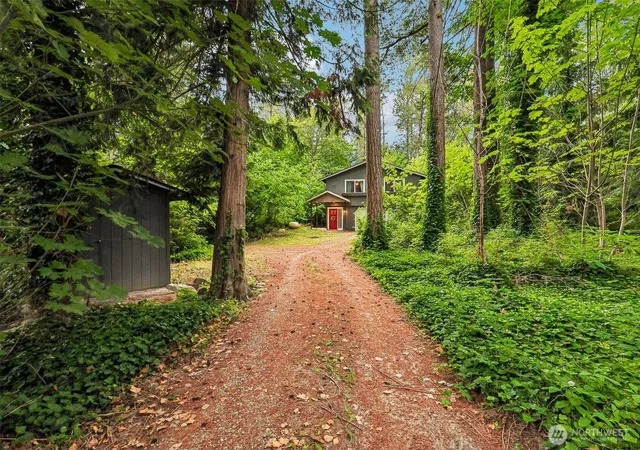 Photo 3 of Single family home for sale at 41391 N Shore Ln, Concrete, WA 98237 | MLS# NWM2556934 | Listing updated on 2026-09-23
