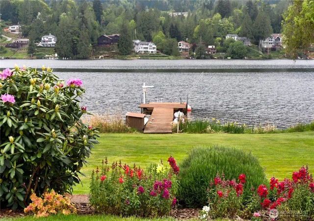 Photo 2 of Sale Pending at 24160 N W View Rd, Mount Vernon, WA 98274 | MLS# NWM2556978 | Listing updated on 2026-09-25