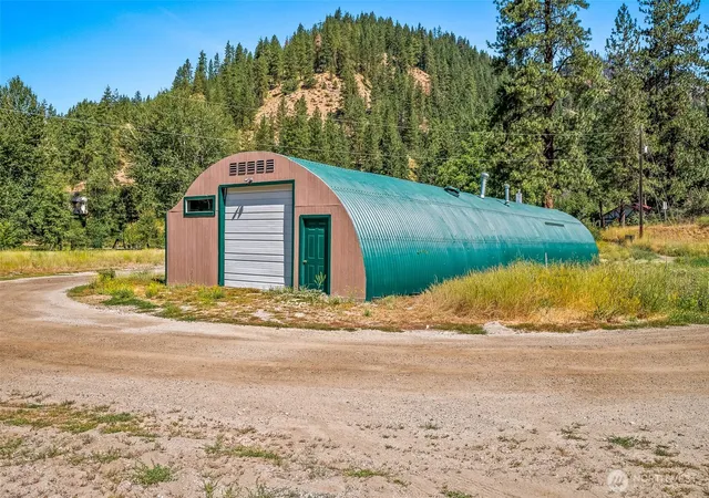 Photo 3 of Single family home for sale at 10547 Merry Cyn Rd, Leavenworth, WA 98826 | MLS# NWM2557005 | Listing updated on 2026-09-22