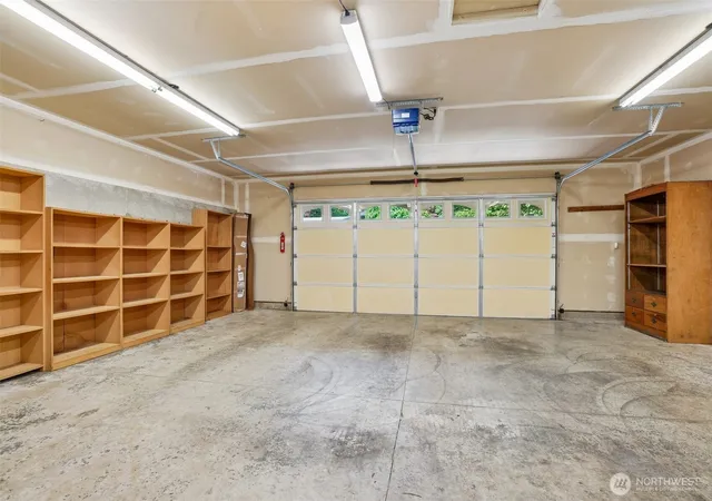 Photo 3 of Single family home for sale at 720 Ostrander Rd, Kelso, WA 98626 | MLS# NWM2557025 | Listing updated on 2026-09-22