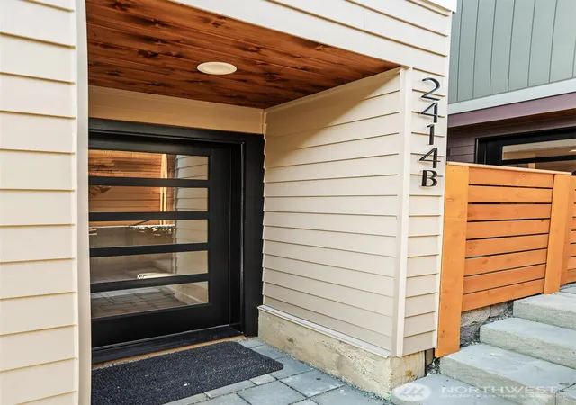 Townhouse for sale at 2414 Queen Anne Ave N #B, Seattle, WA 98109 | MLS# NWM2557039